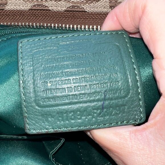 Coach Park Signature Carrie Tote Bag - Large Green with All original tags - Picture 11 of 11